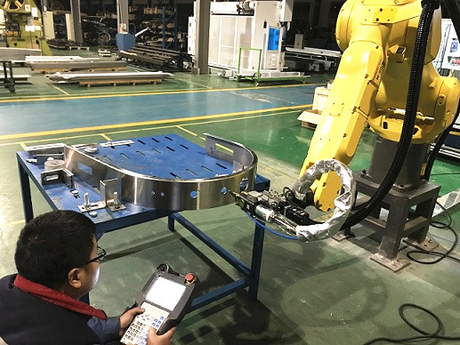 三維激光機器人切割機